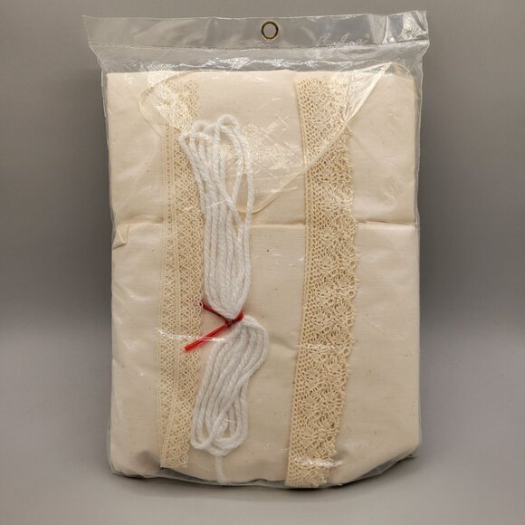 Yours Truly Romantic Heart Embroidery Pillow Kit - Picture 5 of 5